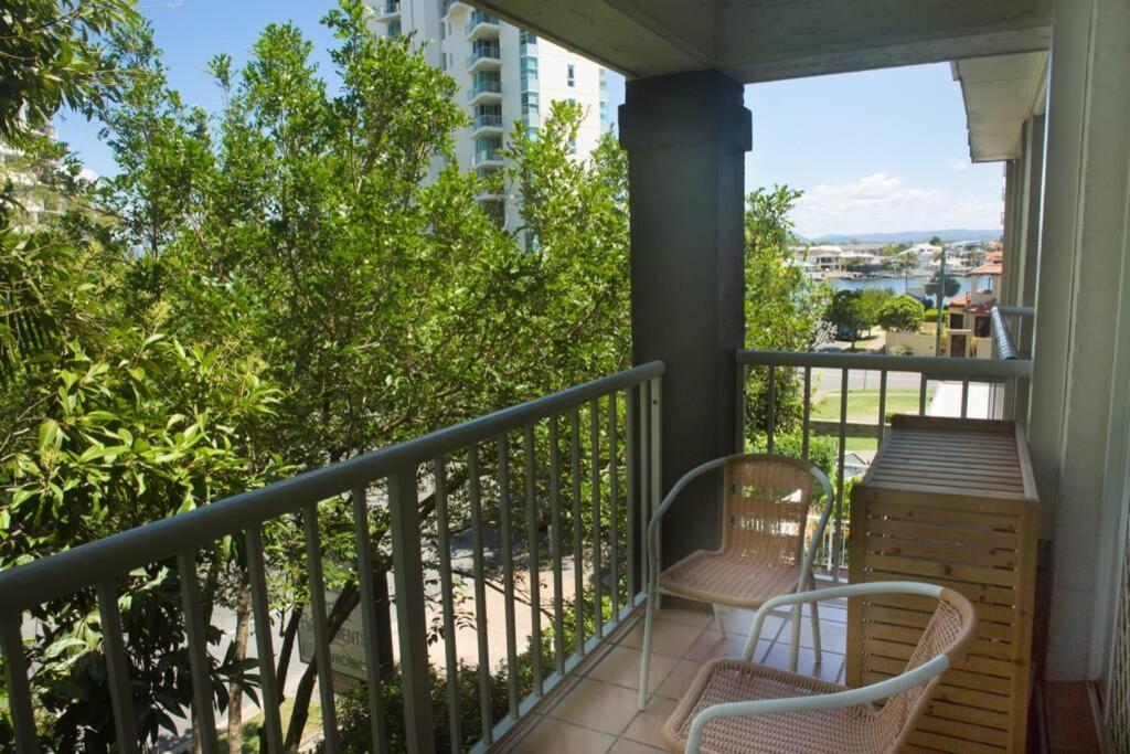 Surfers Paradise Self Contained 1 Bed Unit Гоулд Коуст Екстериор снимка