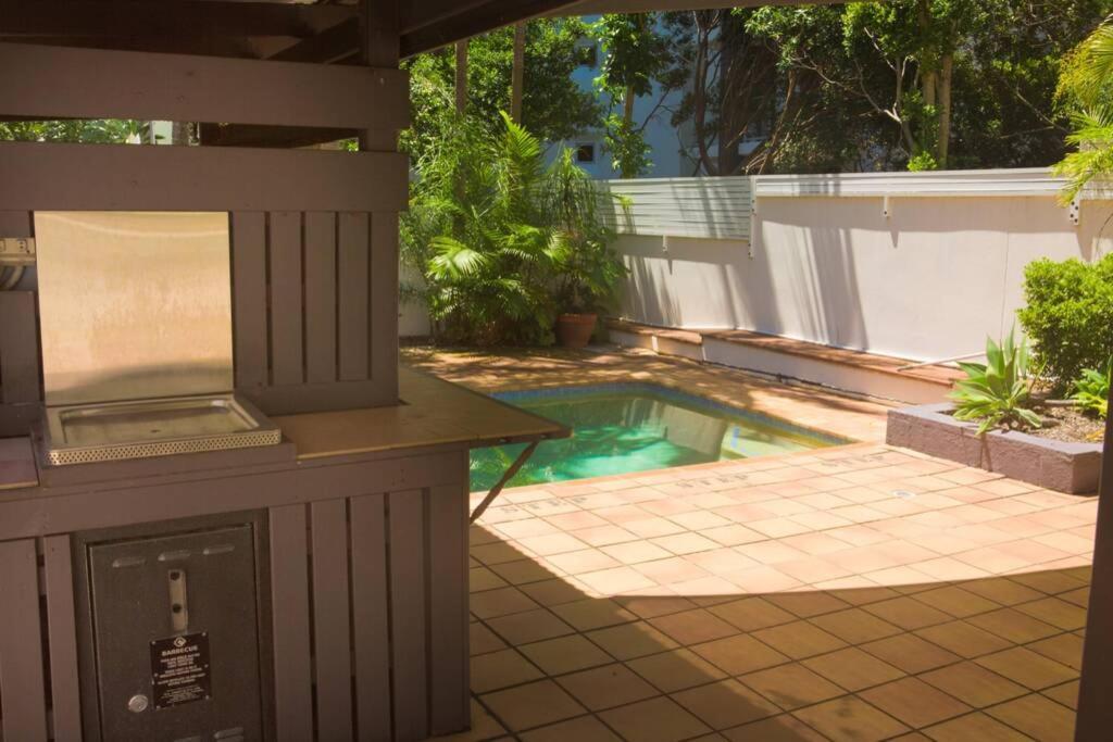 Surfers Paradise Self Contained 1 Bed Unit Гоулд Коуст Екстериор снимка