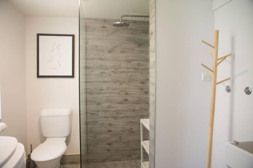 Surfers Paradise Self Contained 1 Bed Unit Гоулд Коуст Екстериор снимка