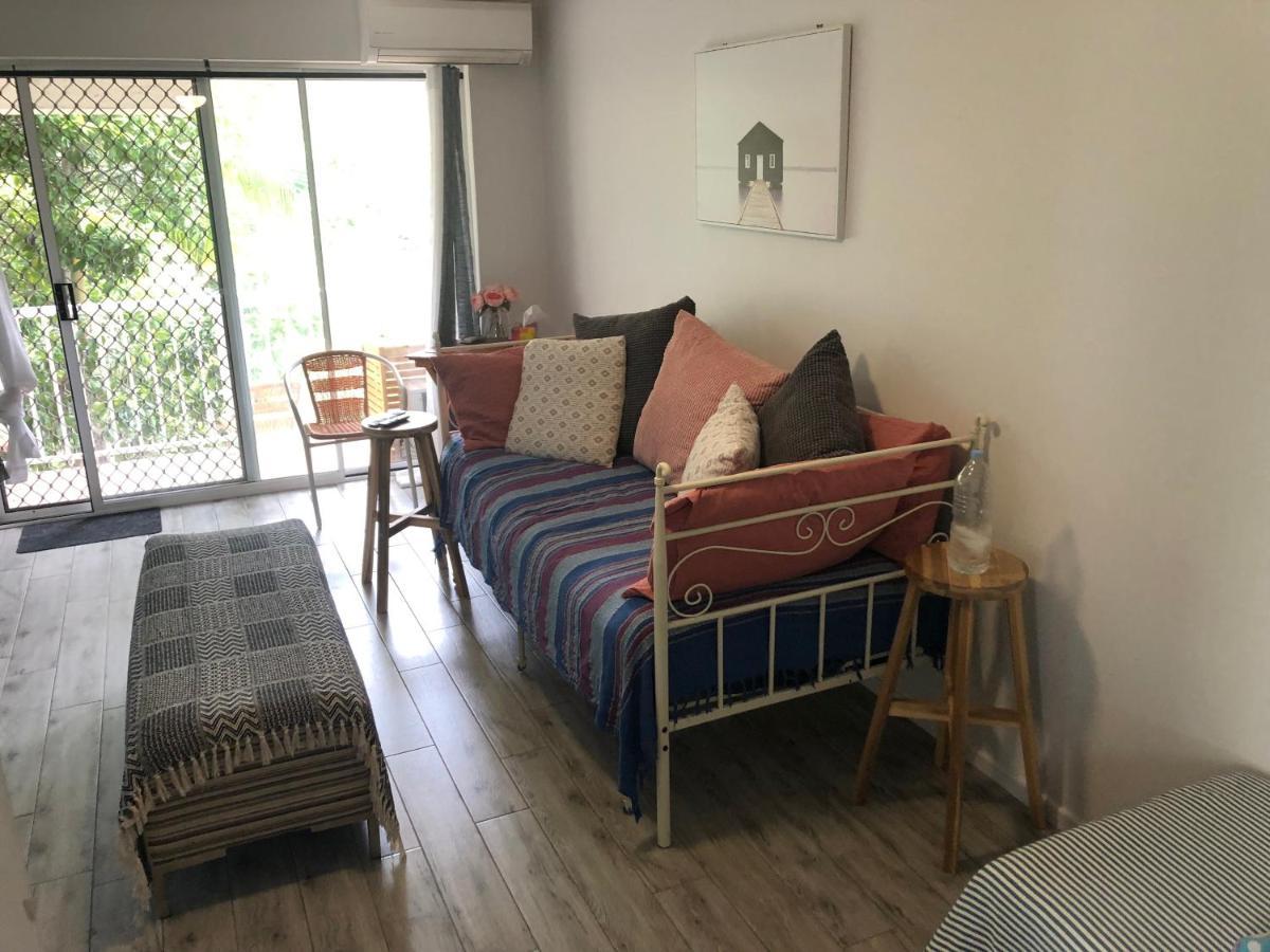 Surfers Paradise Self Contained 1 Bed Unit Гоулд Коуст Екстериор снимка